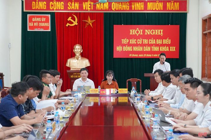 Toàn cảnh hội nghị.