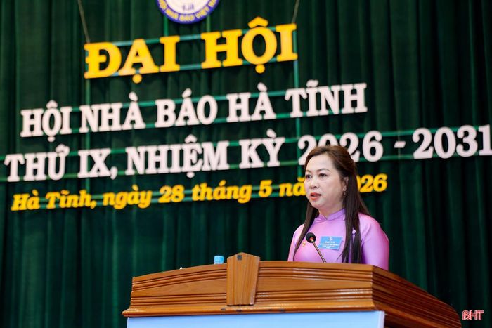 Bà Trần Thị Phương Hoa - Phó Giám đốc Báo và phát thanh, truyền hình Hà Tĩnh, Phó Chủ tịch Hội Nhà báo tỉnh khóa VIII giữ chức Chủ tịch Hội Nhà báo tỉnh Hà Tĩnh khóa IX nhiệm kỳ 2026 - 2031.