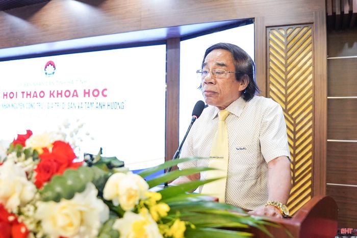 PGS.TS Biện Minh Điền tổng kết hội thảo.