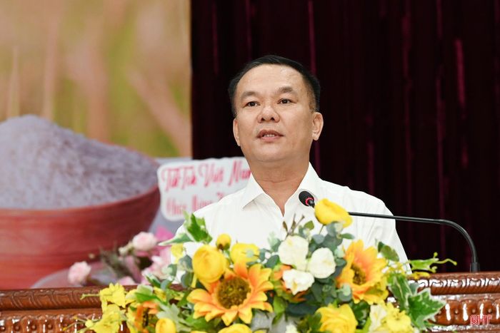 Phó Giám đốc Sở KH&CN Dương Kim Nga khai mạc hội nghị.