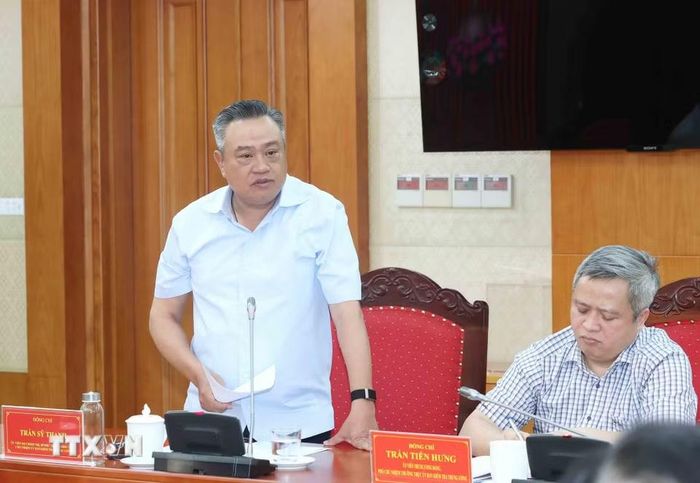 Đồng chí Trần Sỹ Thanh, Ủy viên Bộ Chính trị, Bí thư Trung ương Đảng, Chủ nhiệm Ủy ban Kiểm tra Trung ương phát biểu tại buổi làm việc. (Ảnh: Phương Hoa/TTXVN)