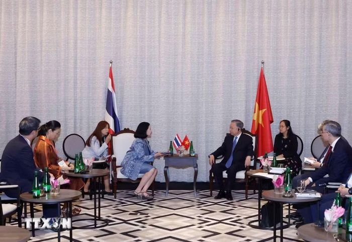 Tổng Bí thư, Chủ tịch nước Tô Lâm bà Chadatip Chutrakul, Tổng Giám đốc điều hành Tập đoàn Siam Piwat. (Ảnh: Thống Nhất/TTXVN)