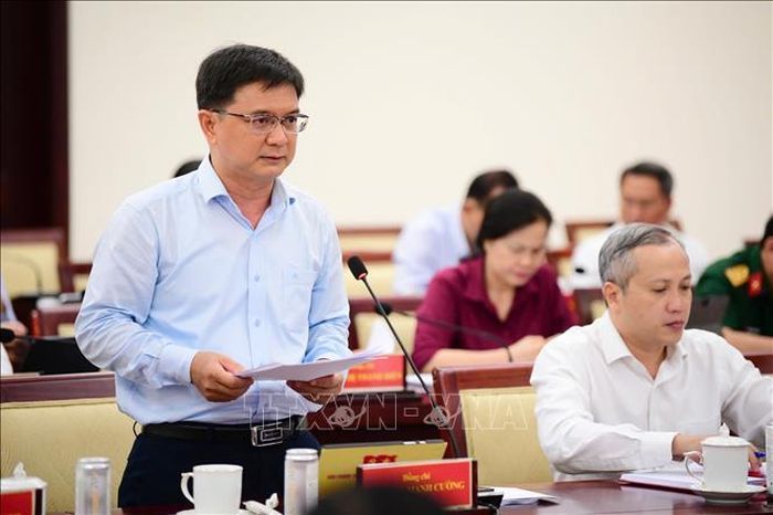 Ông Nguyễn Mạnh Cường, Phó Chủ tịch UBND Thành phố Hồ Chí Minh, phát biểu tham luận tại Hội nghị.