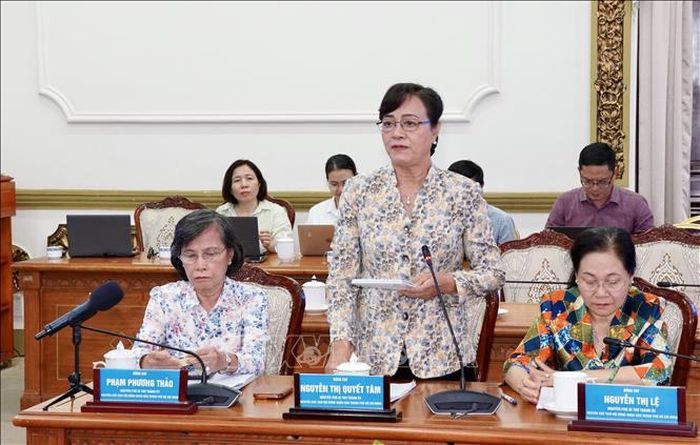 Bà Nguyễn Thị Quyết Tâm, nguyên Phó Bí thư Thành ủy, nguyên Chủ tịch HĐND TP. Hồ Chí Minh góp ý kiến cho dự thảo Luật Đô thị đặc biệt. Ảnh: Trung Tuyến/TTXVN