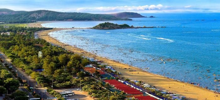 Bãi biển Cửa Lò ở Nghệ An.