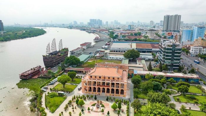 Dự án Công viên văn hóa Bến Nhà Rồng - Khánh Hội và cây xanh công cộng ven sông Sài Gòn với tổng mức đầu tư khoảng 30.000 tỷ đồng. Ảnh: Nguyễn Minh Tú