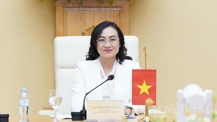 Thứ trưởng Phan Thị Thắng tại buổi làm việc. Ảnh: Diệu Linh