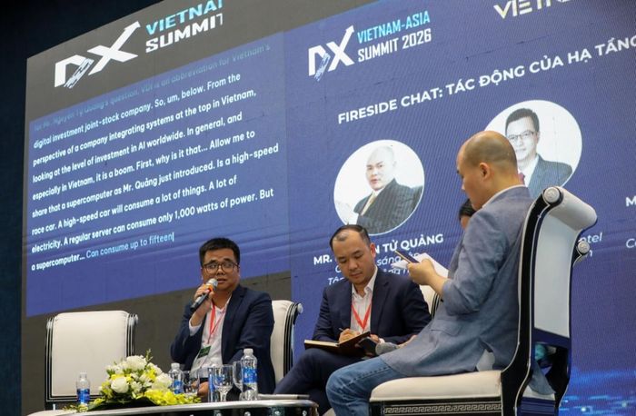 Asko Meet – nền tảng hỗ trợ họp và hội thảo thông minh ứng dụng AI thuộc hệ sinh thái Askonomy đã được triển khai để chuyển giọng nói thành văn bản và phiên dịch trực tiếp đa ngôn ngữ cho người tham dự tại Vietnam – Asia DX Summit 2026 - Ảnh Việt Dũng.