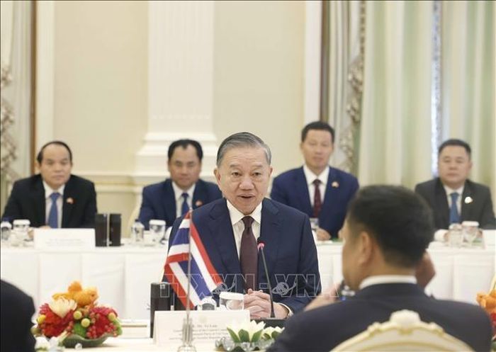 Tổng Bí thư, Chủ tịch nước Tô Lâm phát biểu tại cuộc hội đàm chính thức với Thủ tướng Thái Lan Anutin Charnvirakul. Ảnh: TTXVN