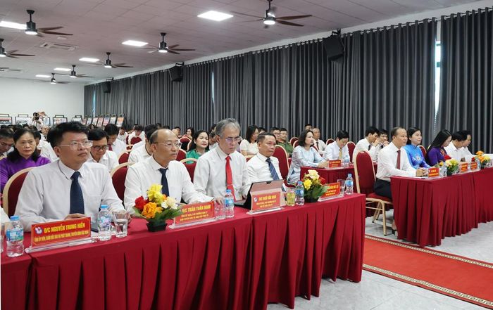  Các đại biểu dự Đại hội. 