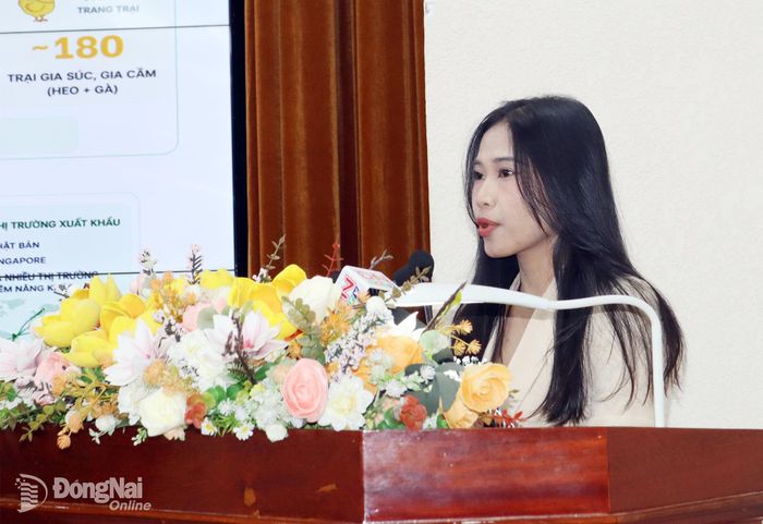 Đại diện Công ty cổ phần chăn nuôi CP Việt Nam chia sẻ về chiến lược kinh tế tuần hoàn và trách nhiệm xã hội của doanh nghiệp. Ảnh: Hoàng Lộc