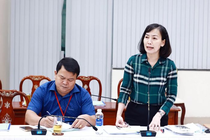Thành ủy viên, Giám đốc Sở Giáo dục và Đào tạo Trương Thị Kim Huệ phát biểu tại buổi làm việc. Ảnh: Công Nghĩa
