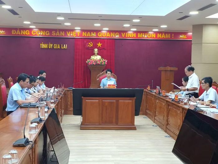 Quang cảnh buổi làm việc. Ảnh: Kim Hường