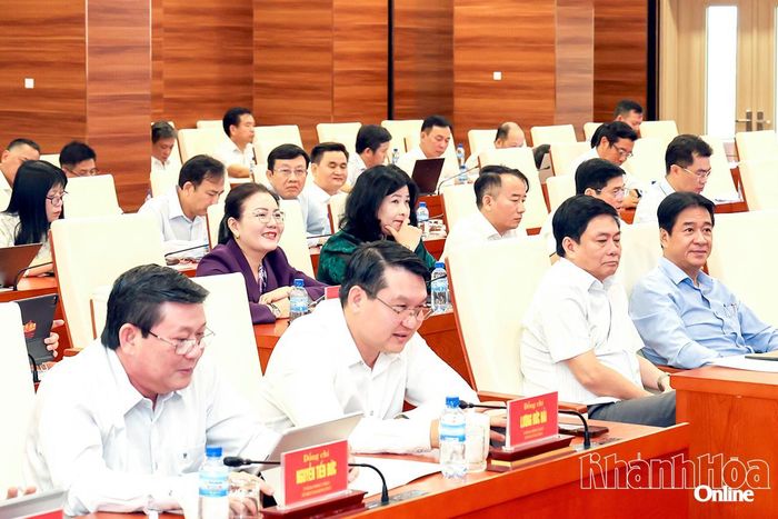 Đại biểu dự hội nghị.