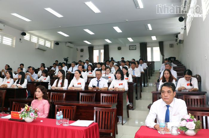 Quang cảnh buổi sơ kết.