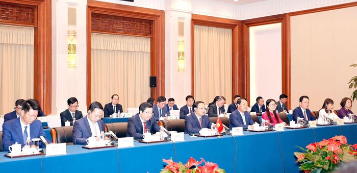 Đồng chí Bí thư Tỉnh ủy các tỉnh Lai Châu, Lào Cai, Điện Biên, Tuyên Quang dự buổi gặp mặt.