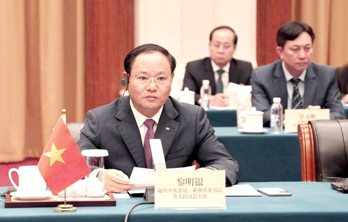 Bí thư Tỉnh ủy Lê Minh Ngân phát biểu tại buổi gặp mặt.