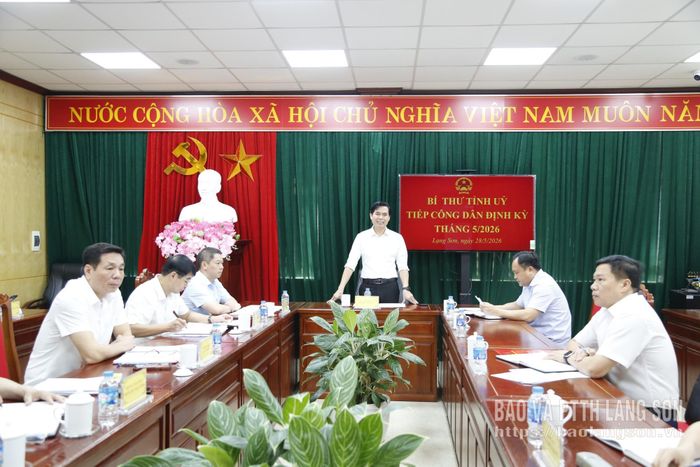 Đồng chí Hoàng Quốc Khánh, Ủy viên Trung ương Đảng, Bí thư Tỉnh ủy phát biểu tại buổi tiếp công dân