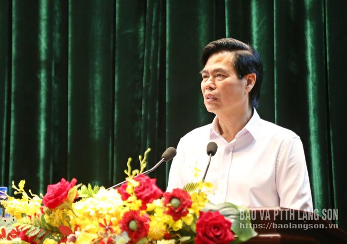 Đồng chí Hoàng Quốc Khánh, Ủy viên Trung ương Đảng, Bí thư Tỉnh ủy phát biểu chỉ đạo tại hội nghị