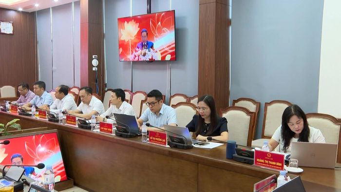 Các đại biểu tham dự hội nghị tại điểm cầu Lào Cai.