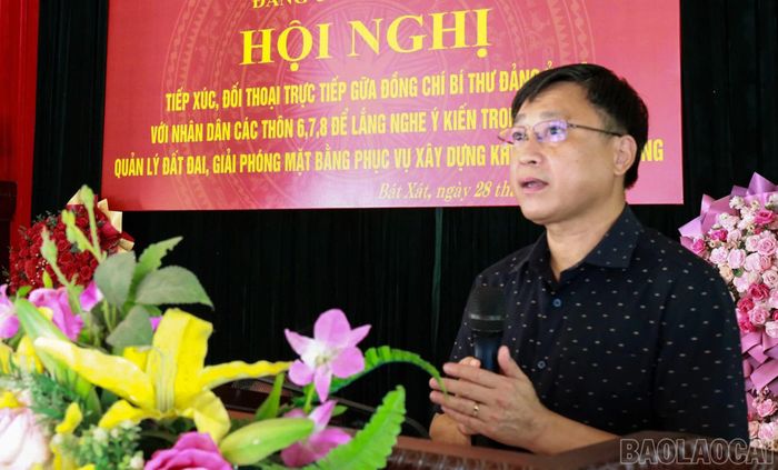 Bí thư Đảng ủy xã Bát Xát Nguyễn Kiều Phương phát biểu kết luận hội nghị.
