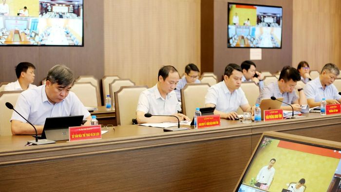 Các đại biểu dự hội nghị.