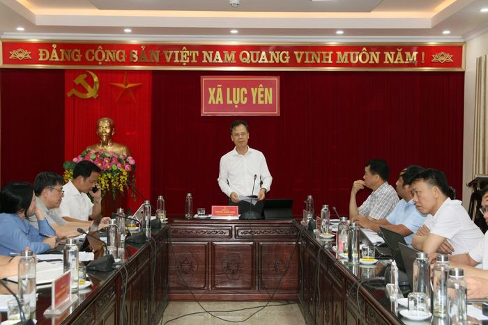 Đồng chí Nguyễn Thành Sinh - Phó Chủ tịch UBND tỉnh chủ trì buổi làm việc với 6 xã khu vực Lục Yên cũ.