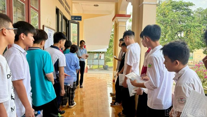  Công tác tổ chức kỳ thi được triển khai bài bản, tạo điều kiện thuận lợi cho thí sinh dự thi. 