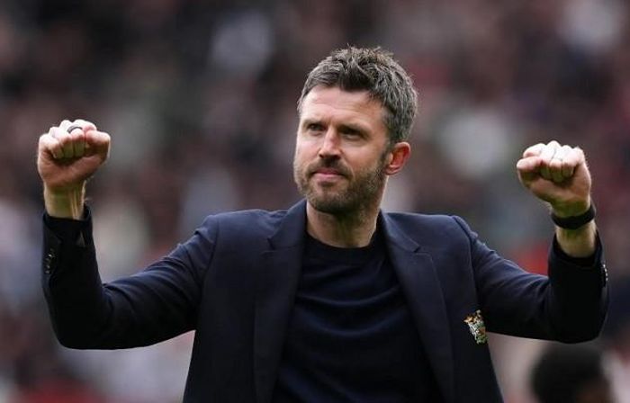 Carrick đã giúp MU có vé dự Champions League mùa tới.
