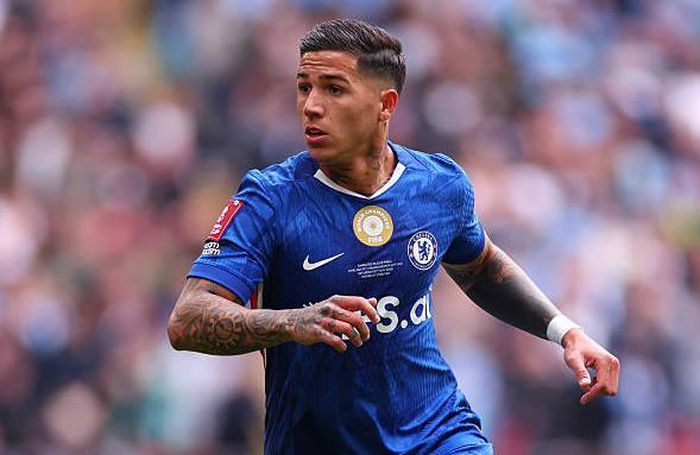 Enzo Fernandez cân nhắc rời Chelsea ngay hè này.