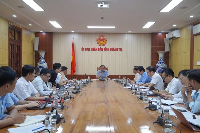 Quang cảnh cuộc họp - Ảnh: H.L