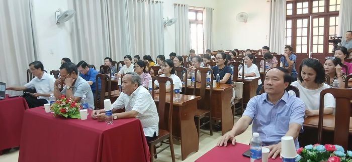 Các đại biểu và học viên tham gia buổi tập huấn - Ảnh: H.Đ