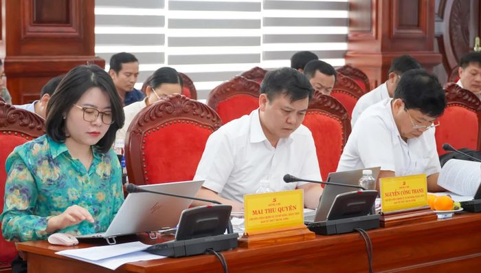 Các đại biểu tham dự buổi làm việc - Ảnh: N.H