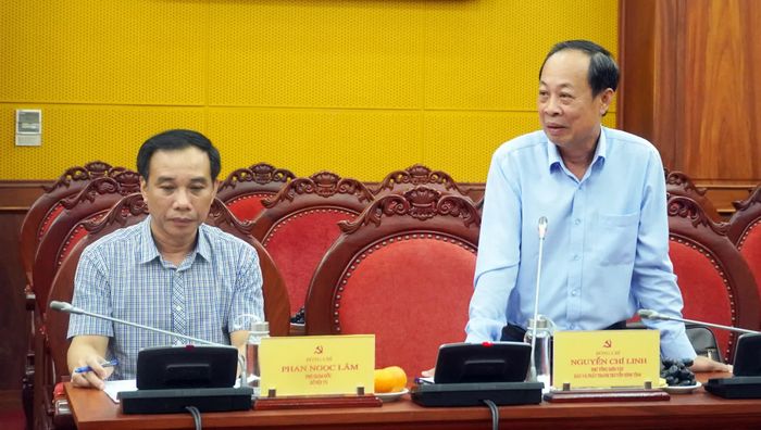 Đại biểu thảo luận tại buổi làm việc - Ảnh: N.M