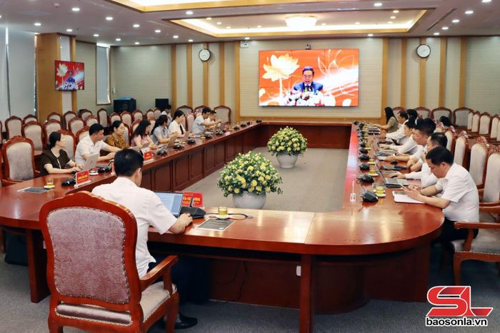 Các đại biểu dự hội nghị tại điểm cầu tỉnh Sơn La.