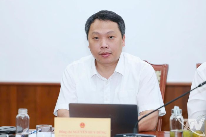 Thứ trưởng Bộ Văn hóa, Thể thao và Du lịch Nguyễn Huy Dũng dự Hội nghị.