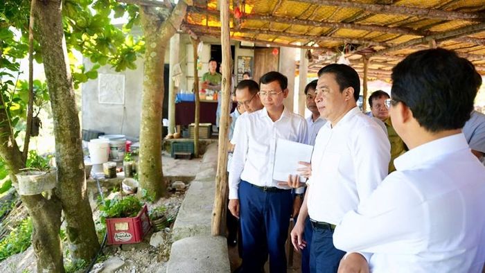  Chủ tịch UBND thành phố Nguyễn Khắc Toàn khảo sát thực tế tại khu vực Bắc Hải Vân