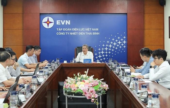 Ông Bùi Quốc Hùng - Phó Cục trưởng Cục Điện lực, Bộ Công Thương, trưởng đoàn công tác phát biểu. Ảnh: Ng.Tuấn
