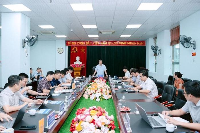 Phó Cục trưởng Cục Điện lực, Bộ Công Thương - ông Bùi Quốc Hùng ghi nhận nỗ lực của Công ty trong việc duy trì vận hành ổn định cho hệ thống điện