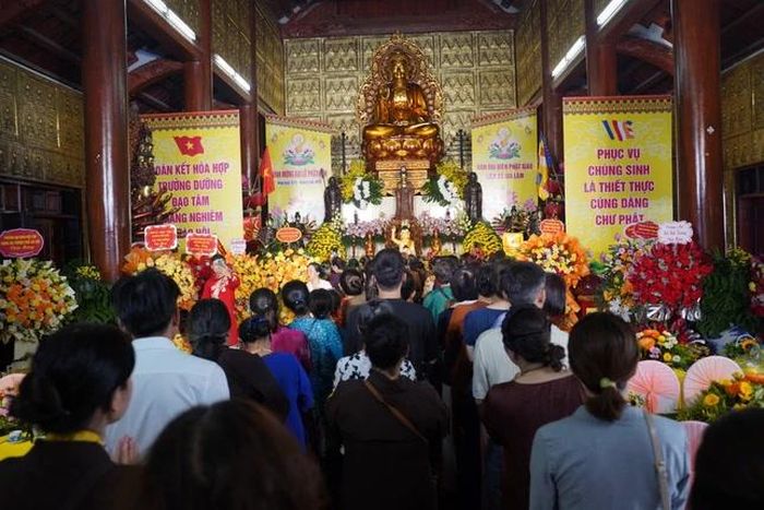 Đại lễ Phật đản do Ban Đại diện liên xã Gia Lâm tổ chức