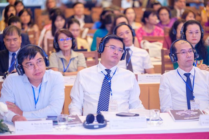Các đại biểu tham dự diễn đàn.