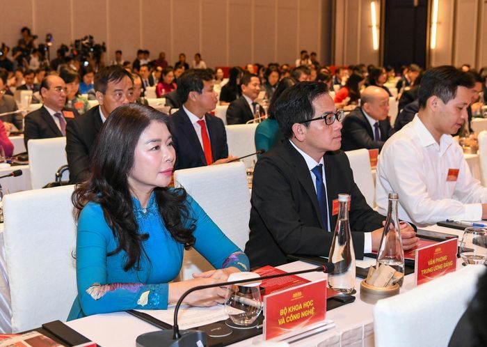 Các đại biểu dự hội nghị. Ảnh: Lâm Hiển
