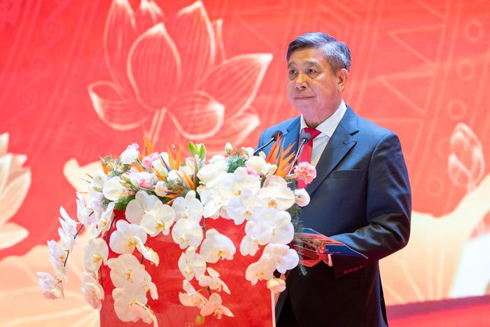 Đại biểu phát biểu tham luận tại Hội nghị