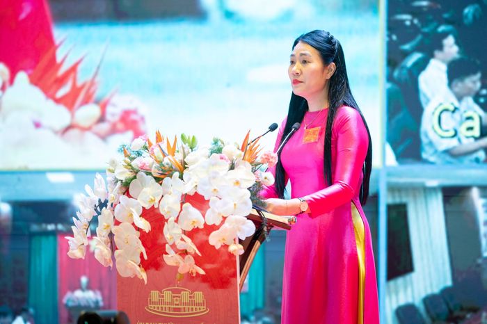 Đại biểu phát biểu tham luận tại Hội nghị