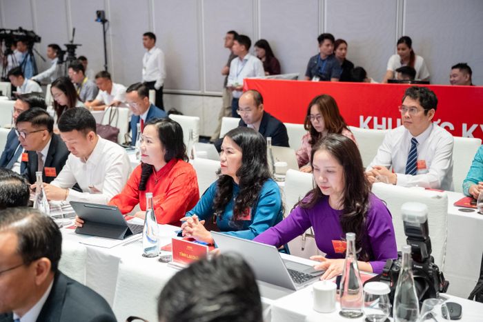 Các đại biểu dự Hội nghị