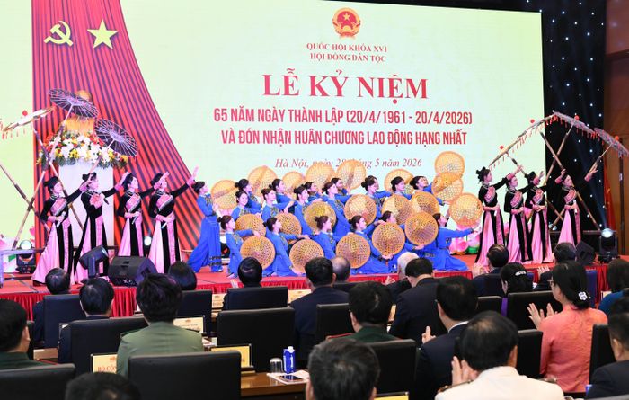 Tiết mục văn nghệ chào mừng Lễ kỷ niệm