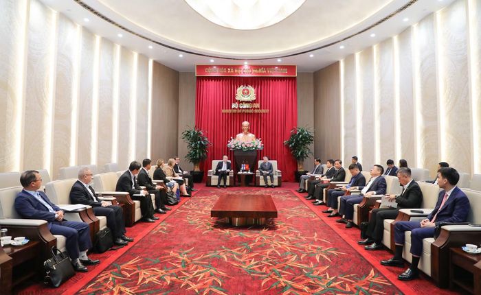 Hai bên tin tưởng hợp tác giữa Bộ Công an Việt Nam với các cơ quan chức năng Phần Lan sẽ tiếp tục phát triển thực chất, hiệu quả.