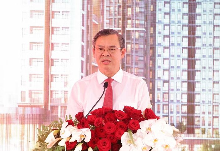 Đồng chí Trương Cảnh Tuyên, Chủ tịch UBND TP Cần Thơ phát biểu tại Lễ khởi công.