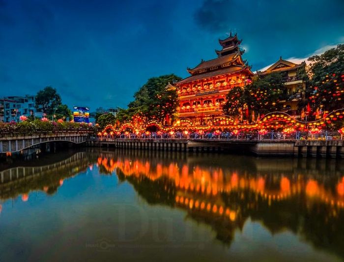 Mùa kính mừng Phật đản đượm trong hương sen thanh khiết và tinh thần từ bi sẽ còn đọng lại mãi, làm xanh mát thêm trí huệ và tâm hồn.