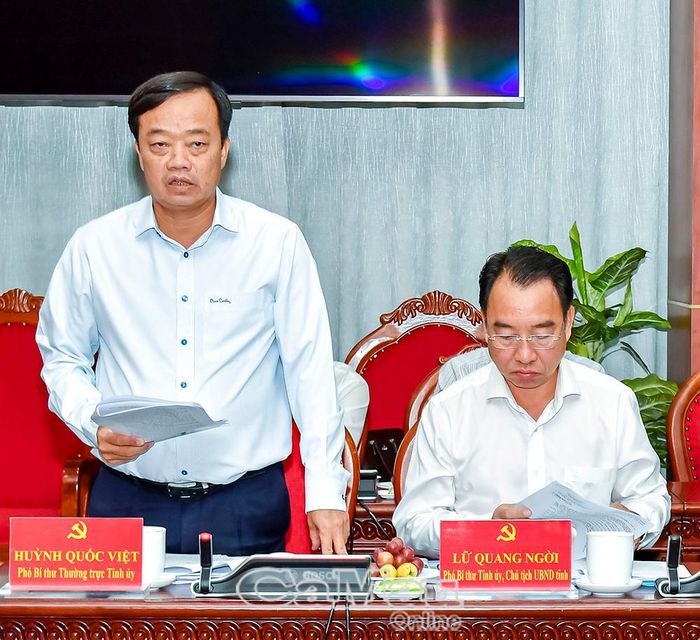 Phó Bí thư Thường trực Tỉnh ủy Huỳnh Quốc Việt chia sẻ về công tác nhận xét, đánh giá cán bộ trong quý I và quyết tâm trong thực hiện mô hình chính quyền địa phương 2 cấp.